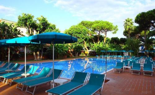 איסקיה Grand Hotel Delle Terme Re Ferdinando מראה חיצוני תמונה