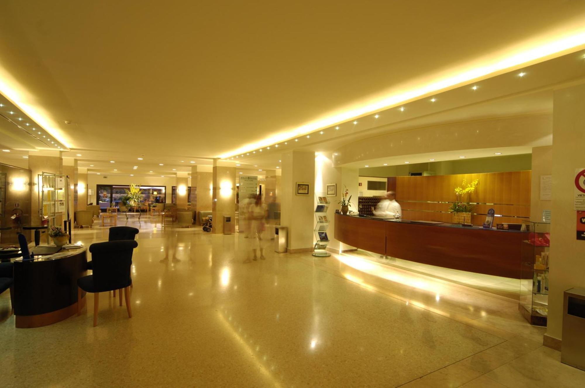 איסקיה Grand Hotel Delle Terme Re Ferdinando מראה חיצוני תמונה